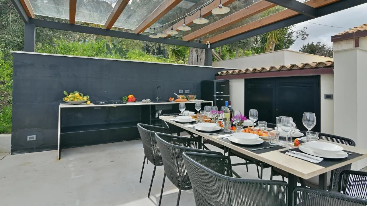 Villa Luna 8, Emma Villas Cefalu